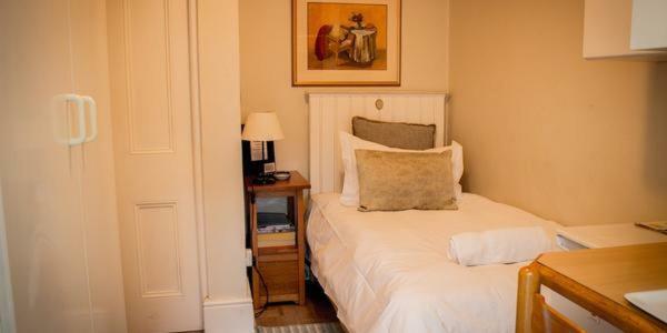 Westbury House Guest House Cape Town Bagian luar foto